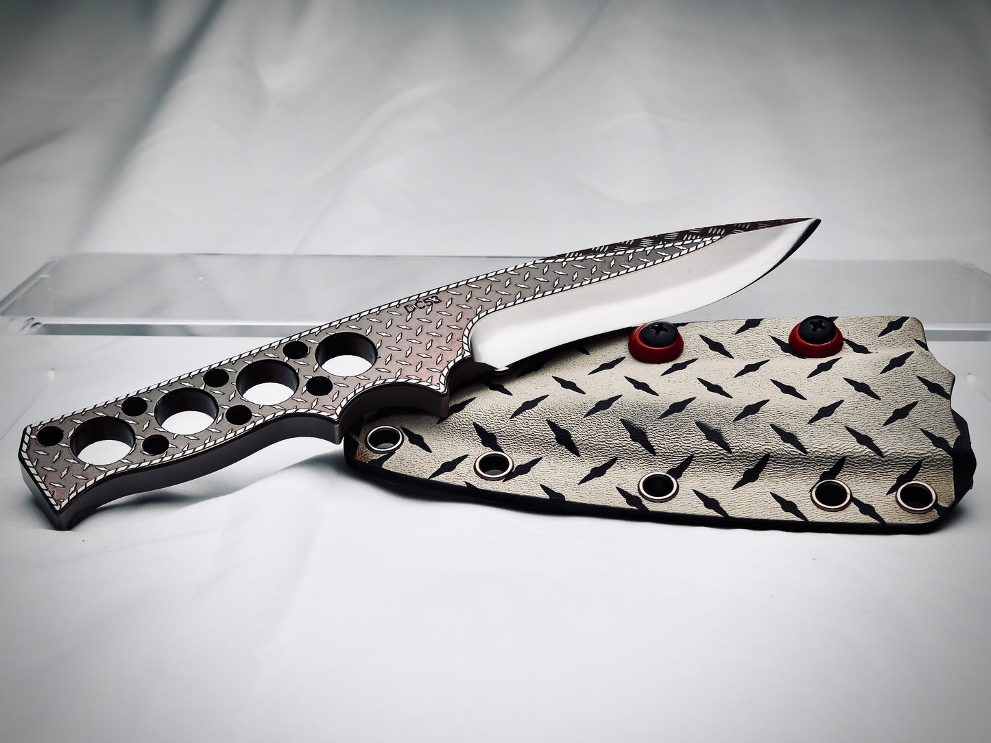 Fixie - Psyop Deep Engrave - Customized Fixed-Blade Knife with Custom Sheath