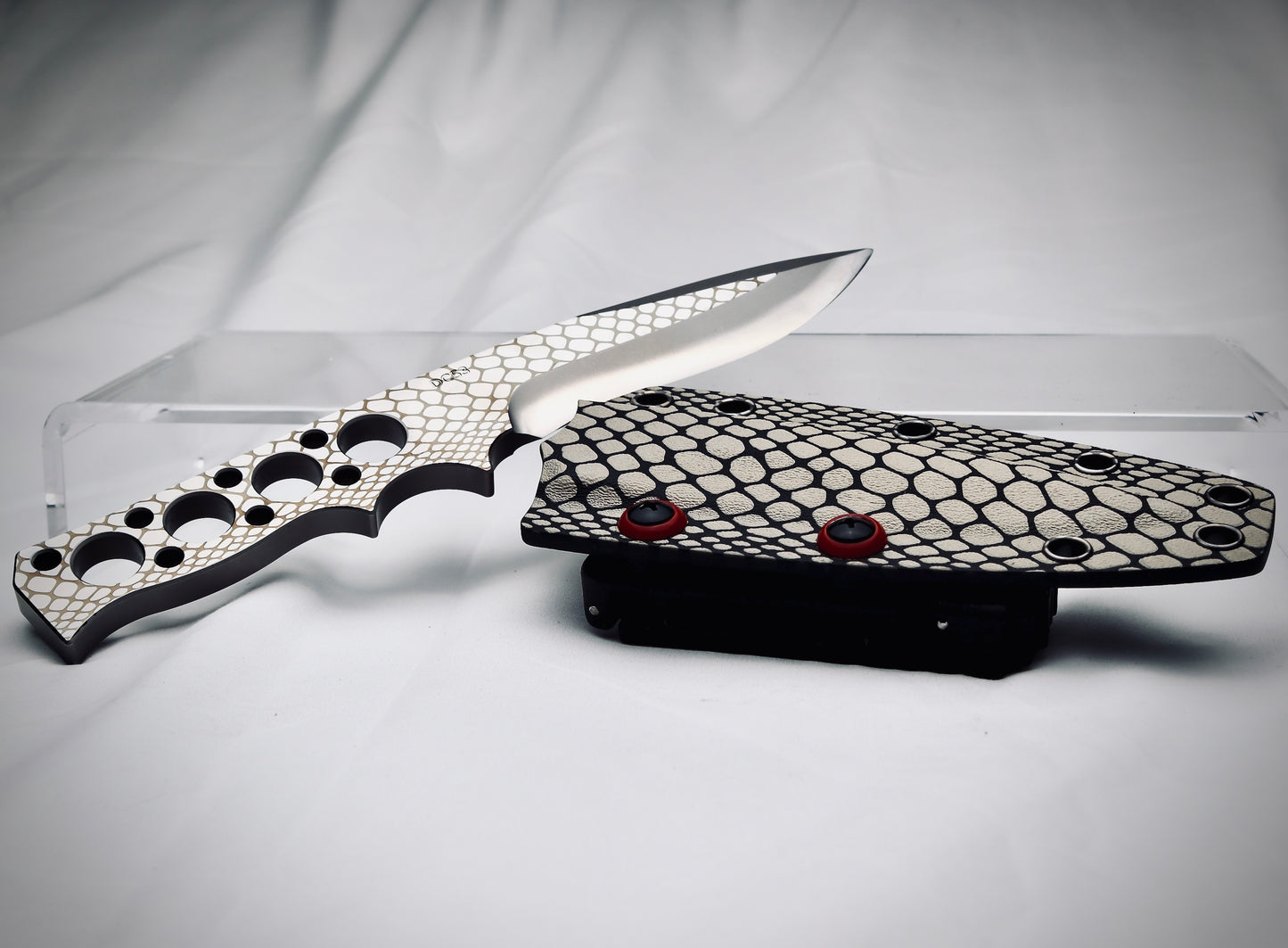 Fixie - Venom – Laser-Marked - Laser-Marked Customized Fixed-Blade Knife with Custom Sheath