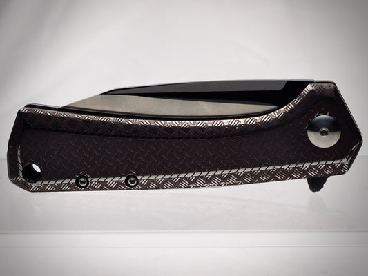 Model 1982 Psyop Deep Engraved - Customized Premium Folding Knife